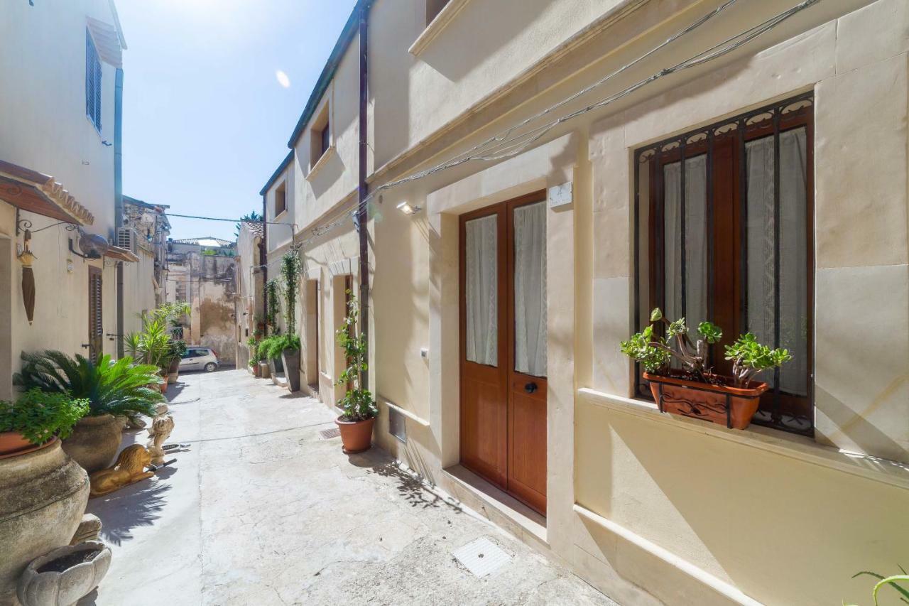 Home Sud Home Guest House Noto Exterior foto